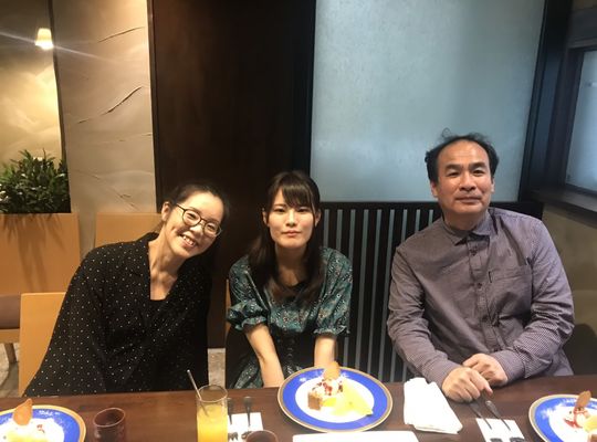 3人