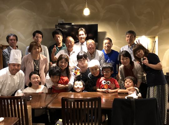 １９人