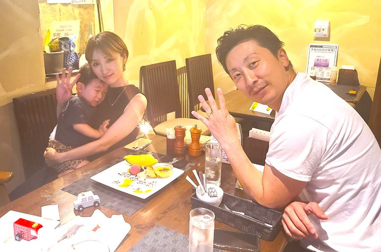 ３人